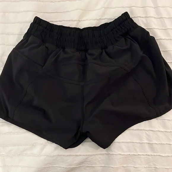 Black lulu shorts - Picture 2 of 3